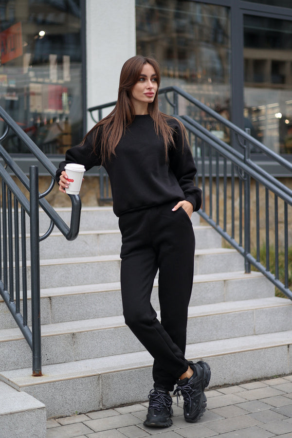 Black Sweatshirt & Jogger Set